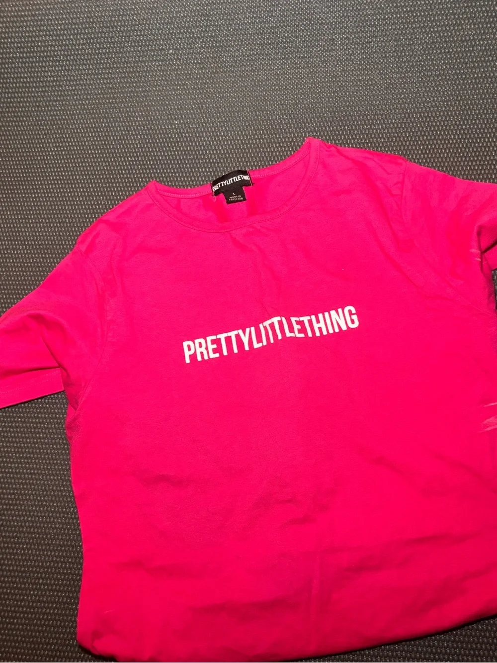PrettyLittleThing womens Bright Pink Logo Tee